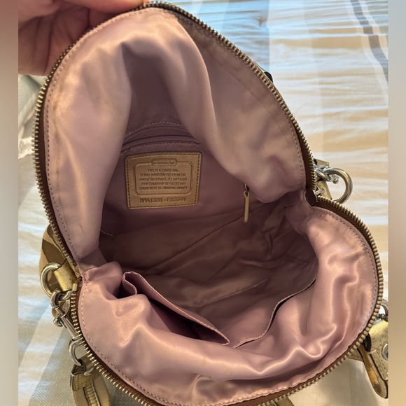 Coach purse with strap. - Picture 3 of 4